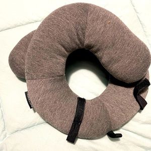 Travelon Neck Pillow
